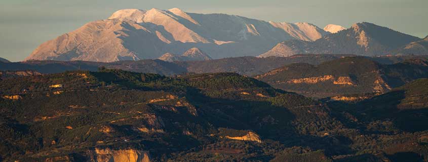 Elis mit Blick auf Erymanthos Massiv